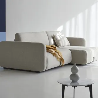 O sofá chaise Vogan é o lugar perfeito para relaxar moderno, elegante e acolhedor.