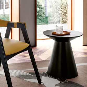 A mesa de apoio Napoli é a escolha ideal para o seu espaço. Esta peça elegante e moderna adiciona um toque de sofisticação e atemporalidade a qualquer decoração!