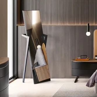O espelho de pé Firenze oferece um design elegante e moderno na sua melhor forma. Seu acabamento em prata dará aquele toque extra de sofisticação a qualquer ambiente.