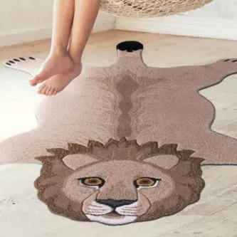 O tapete Animal é o lugar ideal para as crianças brincarem e desenvolverem a sua imaginação! É um lugar mágico cheio de cores, formas e animais que proporcionam diversão aos pequenos.