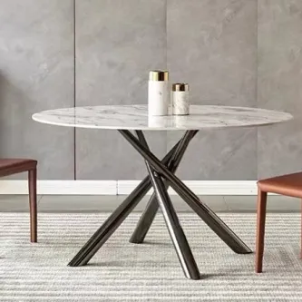 Um clássico para qualquer sala de jantar a mesa de jantar redonda Sahara é uma opção moderna, sofisticada e confortável.