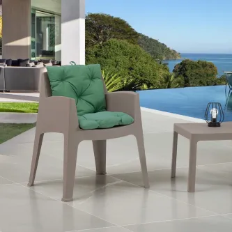 Aproveite o melhor da natureza com o Cadeirão Sunrise! Desfrute de um dia ao ar livre relaxando e desfrutando de uma vista deslumbrante.