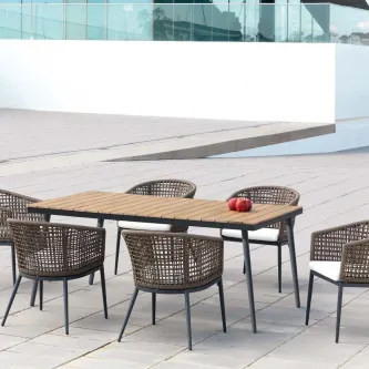 Um convite ao relaxamento e aproveitamento do seu espaço exterior. O Conjunto de Jardim Roma é o destino ideal para momentos agradáveis com família e amigos.
