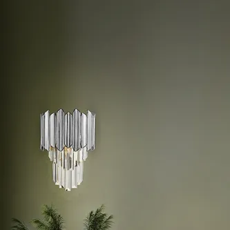 Aparência de luxo e sofisticação o aplique de parede Tiara Cromado é a opção certa para iluminar sua casa com estilo.