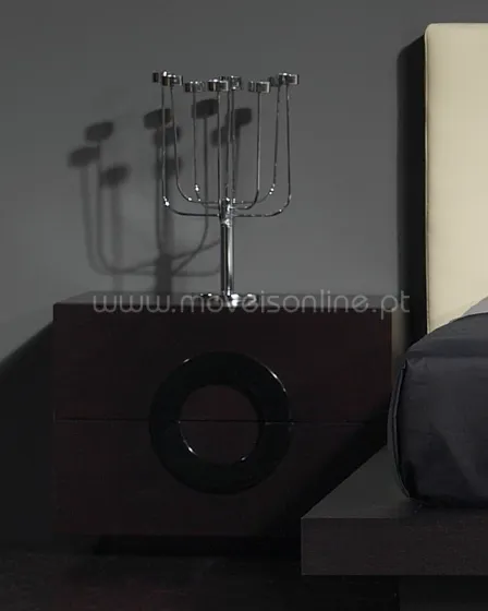Mesa de Cabeceira Beta