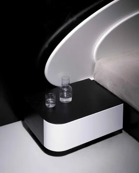 Mesa de Cabeceira Cristal Gomus