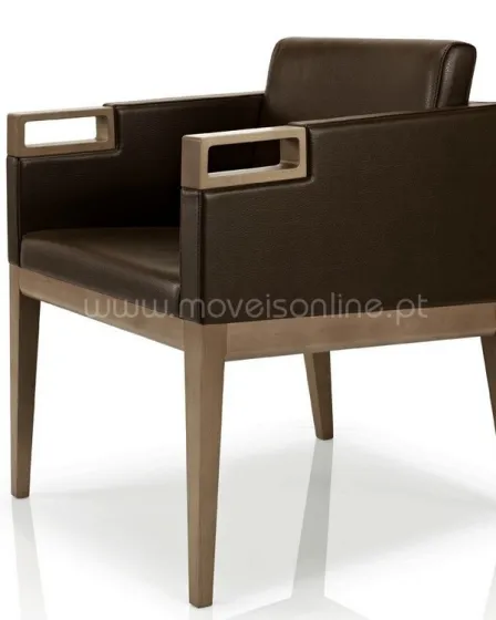 Cadeirao Roven