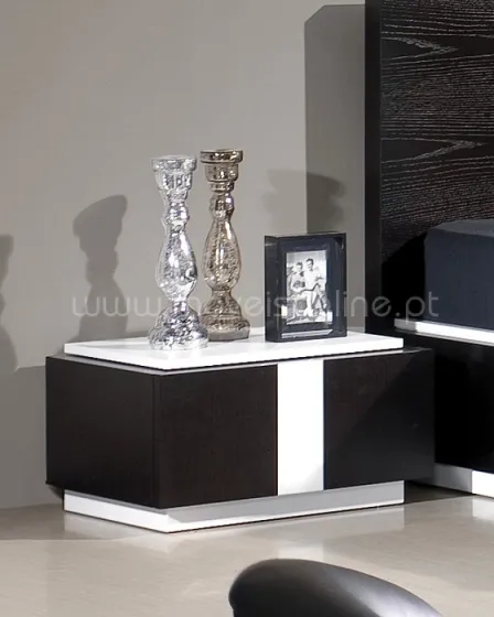Mesa de Cabeceira Omega I