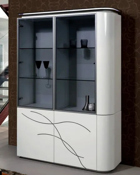 Vitrine F16