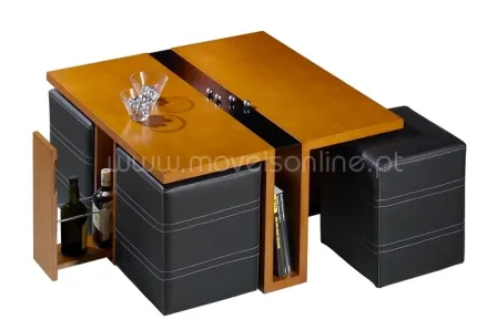 Mesa de Centro com 4 Puffs