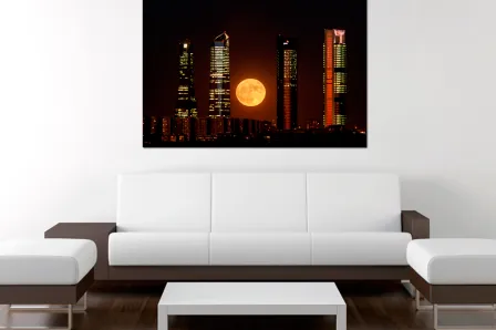 Lua sobre pintura de Madrid