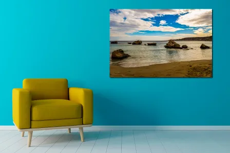 Pintura de praia de areia e pedras